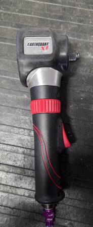 Earthquake XT 1/2 inch right Angle compact/stubby Air Impact Wrench (New conditi 1