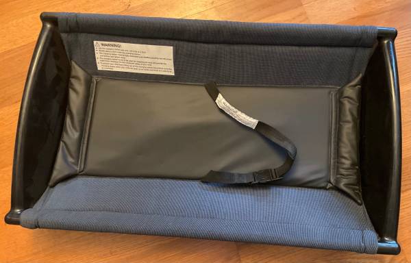 GRACO Pack n Play Diaper Changing Station 1