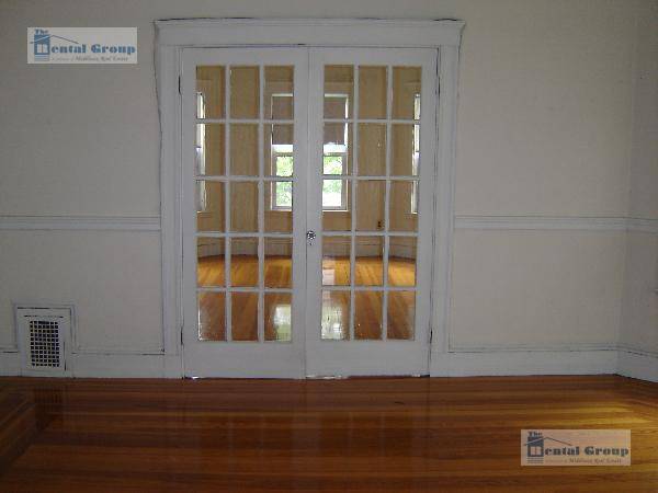 $2,250 / 1br - 4 MINUTO A PIE DEL CENTRO DE ARLINGTON63655268132865122