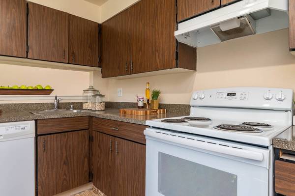 $1,238 / 2br - 782ft2 - What a great place to live! 2 bd, 1 ba, 782 sq ft. Come home today! (Kennewick)64009169487105123