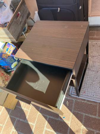 Table side metal with drawer 1