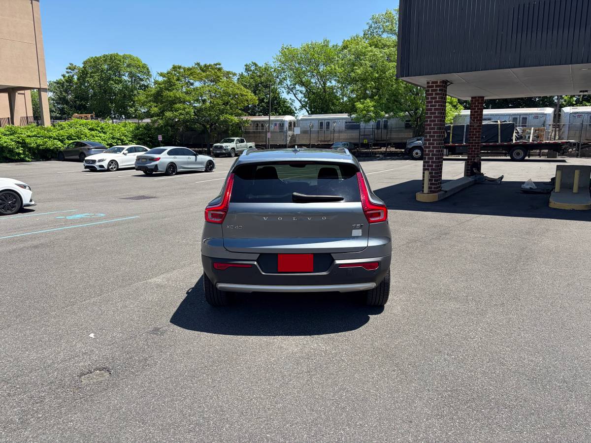 2019 Volvo XC40 T5 Momentum 2.0L AWD Fully Loaded (360 Cams, Panorama)