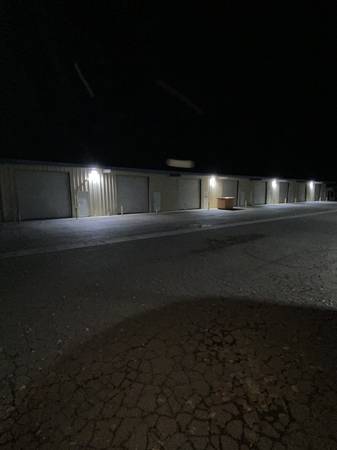 $800 / 1000ft2 - Warehouse Space for Lease 19771 Hirsch Ct. Unit #3 (Anderson)63972532894082122