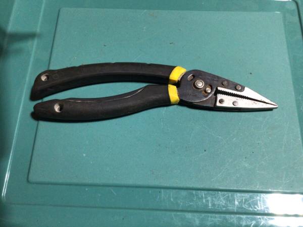 Stanley Needle Nose Pliers 9” Long with Control Grip #84-887 1