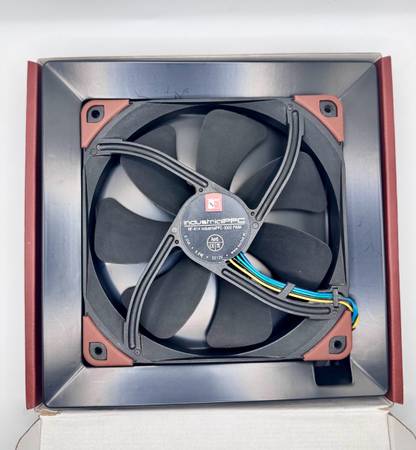 Noctua comuputer case/cooler fans (Chromax 120mm & 140mm) - $1 (Elmhurst)63471136175747123