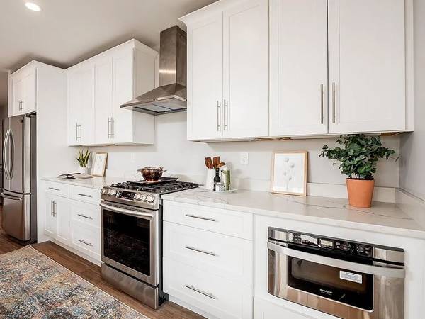 $5,050 / 2br - 1378ft2 - SOUTH BOSTON - EAST SIDE, 2BD 2BATH, ELEVADOR (South Boston)63828406753153120