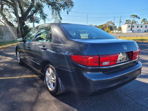 2005 Honda Accord LX  Xtra CLean !! S.A.S. WE FINANCE!! - $4,995 (New Port Richey)63443300299137123