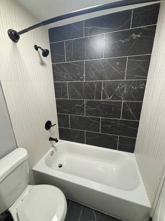 $1,350 / 1br - Move in Special is $999 Moves You In!!!63989075686146122