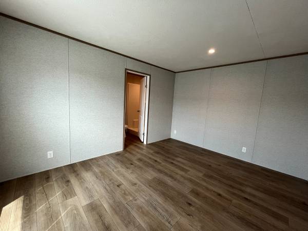 $88,995 / 3br - 1056ft2 - 2024 Built Modern Home - Easy Financing Options - Immediate Occupancy! (Sterling Heights)64018940544641121