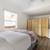 York/50 Fwy Access – 1BD + Bonus Studio, Fruit Trees, Deck! 5 thumbnail