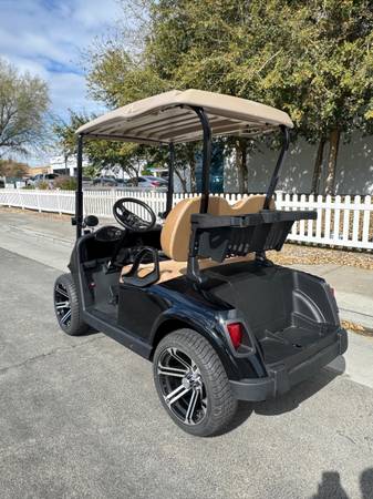2021 Ezgo Rxv Lithium Golf Cart 1