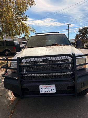 Ford Excursion 1