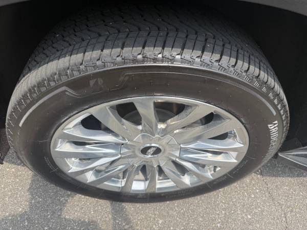 2022 Cadillac Escalade ESV Premium Luxury - $41,900 (Staten Island)63615127886593121