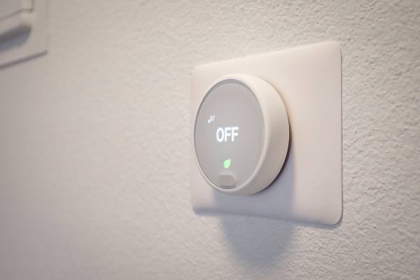 2 BD, Master Bedrooms with Walk-in Closets, Dishwasher 1