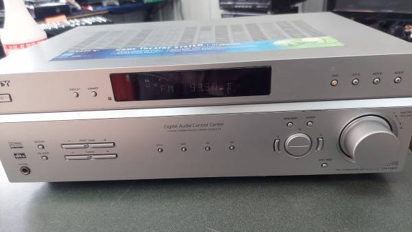 SISTEMA DE CINE EN CASA SONY (plata) - $300 (Nueva Orleans)62969132918529123