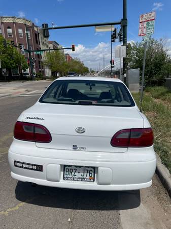 Chevy Malibu 1997 - $2,000 (Aurora)63612389965313122