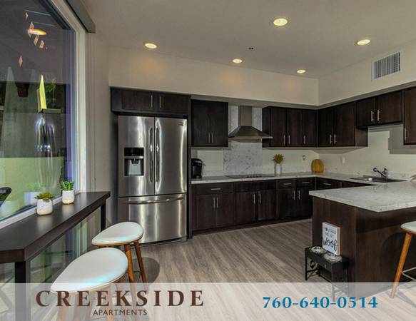 $2,175 1ST MONTH w $500 OFF - Roller Shades, Upgraded Interior, Awesome View (Vista Village)63998454386690120