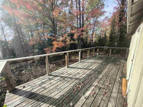 $139,900 2 BR, 1/2 BA Camp en 5.5 acres en el río Net MLS 50190374 (Amasa)64151608206851122