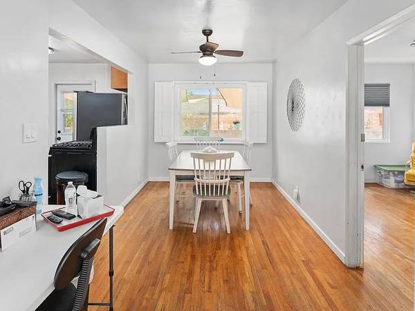 $1,000 / 2br - Cozy 2-Bedroom Apartment (Santa Rosa, CA)63772893861121120