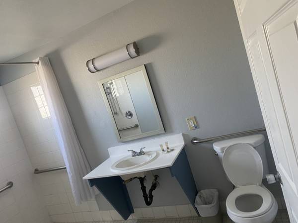 Flat Screen TVs with Cable Channels, Stove Top, Conference Room 1