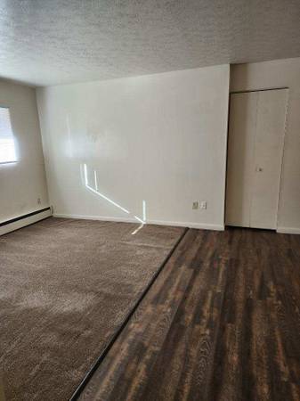 $765 / 2br - Apartamento de 2 dormitorios con balcón disponible ahora (Akron/Tallmadge)63621870779137121