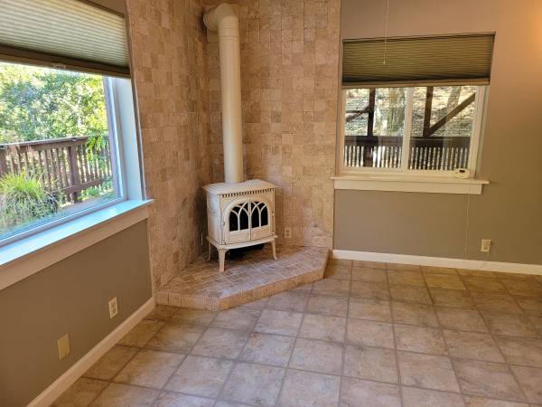 $2,695 / 1br - $2695 - Los Gatos Mountains,1B-1 1/2 Ba-Pvt Cottage, w/Deck+Catio (los gatos)63994247170435123