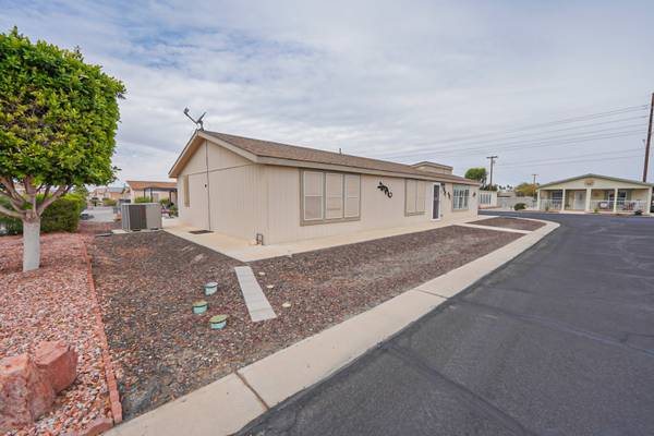 $159,000 / 2br - 1624ft2 - Hermoso hogar de 1624 pies cuadrados; 2 dormitorios y 2 baños con despacho63689257125505123