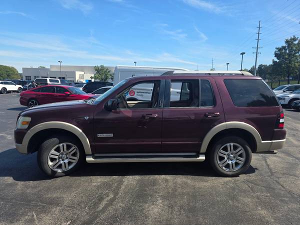 Ford Explorer Eddie Bauer SUV 1