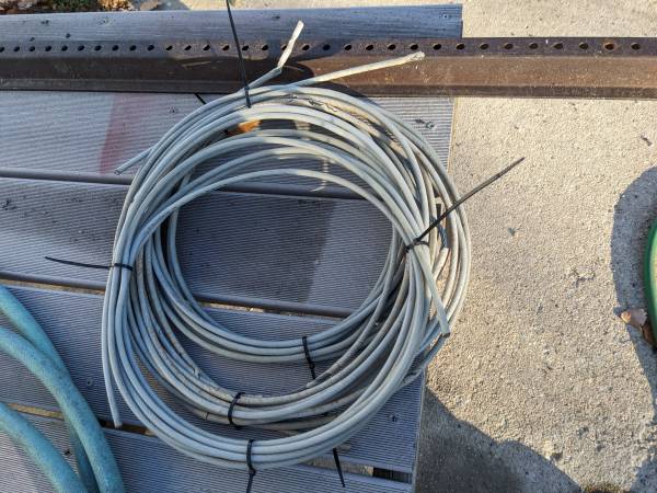 For Sale: 1/4" cable 1