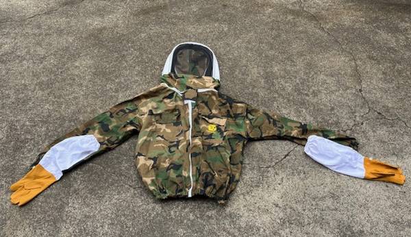 Beekeeper Suit 1