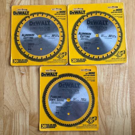 (New) DEWALT 5-3/8” CONSTRUCTION SAW BLADES 1