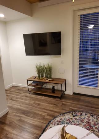 $1,899 / 2br - 1038ft2 - LARGE CORNER UNIT! Two Bedroom Two Bathroom! 8 WEEKS FREE!!! (Hillsboro)63776937742209121