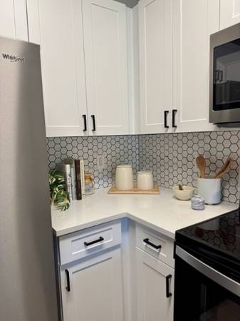 $2,568 / 2br - 957ft2 - Wonderful, Spacious 2 bedroom, 2 bath AVAILABLE NOW!!!! (Murrieta, Ca)64028081301377122