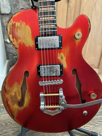 Paoletti Guitarra Eléctrica - $2,800 (Mission Hills)63436949042307121