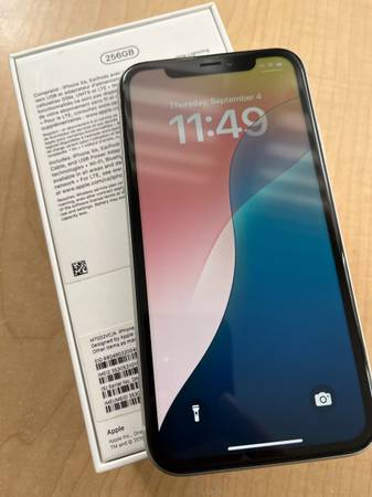 iPhone XR 256GB White - cell phones - by owner - craigslist