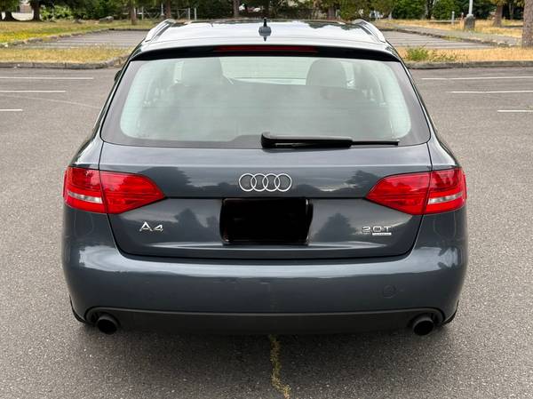 2010 Audi A4 Avant Wagon Quattro - $6,90063617194695937123