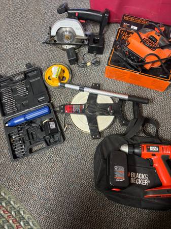 6 TOOLS-Jigsaw,200 ft.tape, Mini Grinder Tool,Craftman Circular saw 1