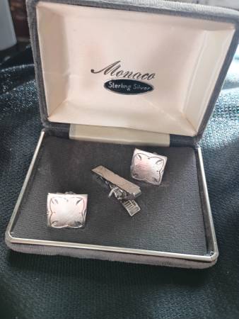 Sterling silver cufflinks and tie clip 1