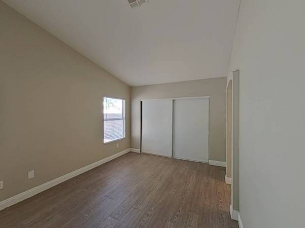 $1,200 / 3br - 1664ft2 - ¡Exactamente lo que tu familia está buscando! ¡Mudate hoy!!! (Las Vegas)63907028499074123