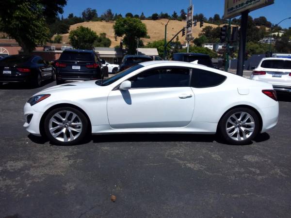 2013 Hyundai Genesis Coupe  2.0T Auto Coupe - $8,995 (ZM European Motor)63469741827843121