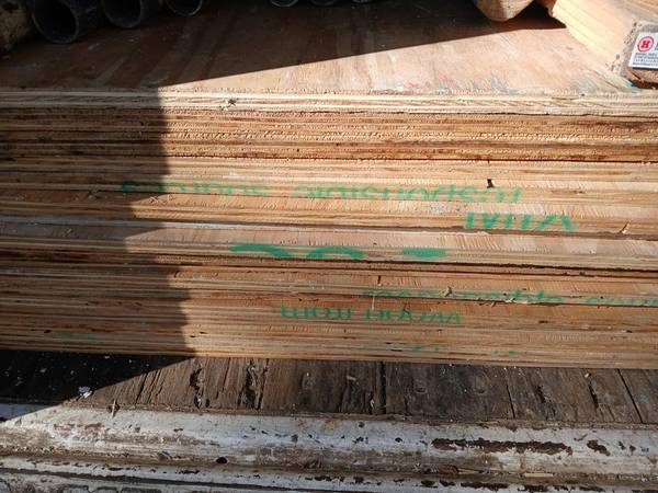 23/32 plywood 3/4" 5 ply wood 4x8 feet 17 available $40/each 1