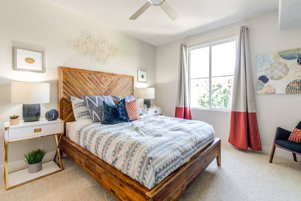 $2,499 / 1br - 669ft2 - Cerca del parque para perros, zona de barbacoa/área de picnic, barra de desayuno (1850 Thibodo Rd, Vista, CA)63866051057281121