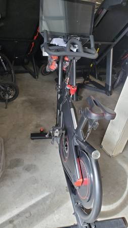 Bowflex Velcore  exercise bike 22" Screen 1