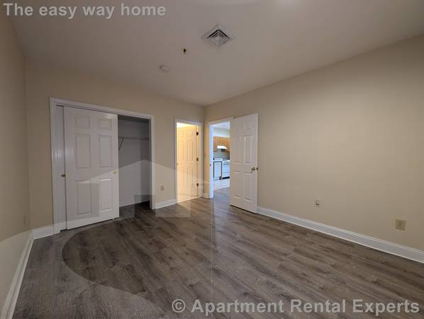 $2,700 / 1br - --- Modern 1 Bed -- Central Air -- NO FEE - 2 mins to the T - PICS (Central Sq.)63828337346691121
