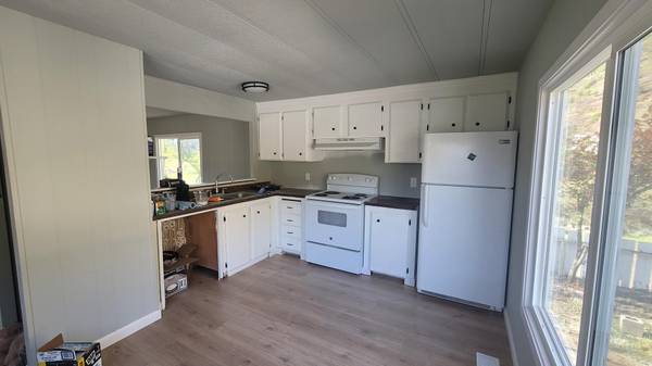 $49,990 / 2br - Charming Refurbished 2/1 Mobile Home in Beautiful Clear Creek Estates (French Gulch)64151588389761122