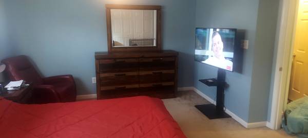 800 $ / 1 dormitorio - Habitaciones amuebladas con baño privado (Raleigh)63470392819971122