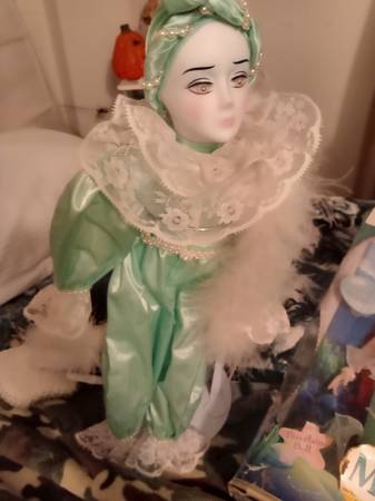 Clown doll 1