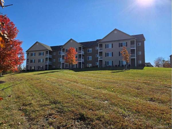 $2,000 / 1br - 970ft2 - 2 Bath Apartment (Chester)64147860915715120