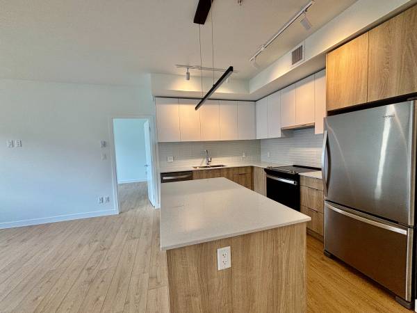 2 Bedroom + Den, 2 Bath - Milagro - ID TP 495 1