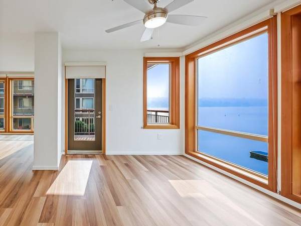 $3,223 / 2br - 1096ft2 - Zen Garden, Bark Park, Walk-in Closets63874307669379124